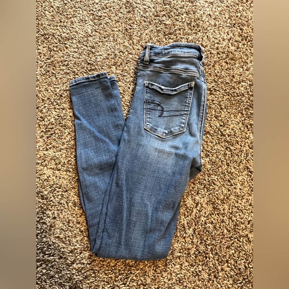 Women’s American Eagle jeans